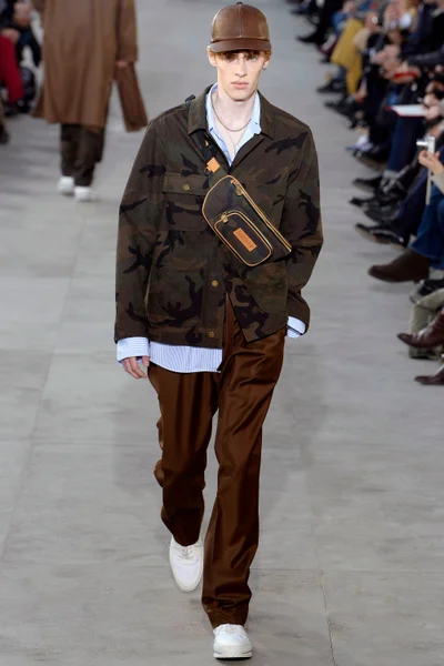 Look 27